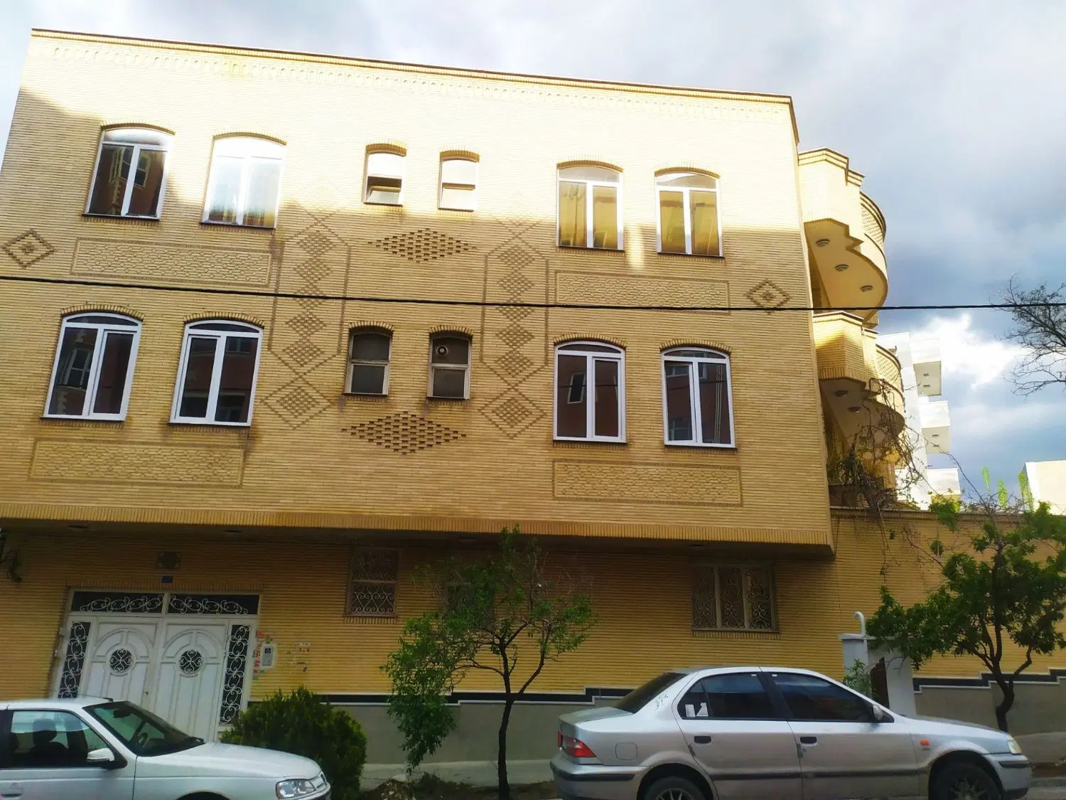 اجازه آپارتمان شخصی‌ساز جنوبی در یاغچیان