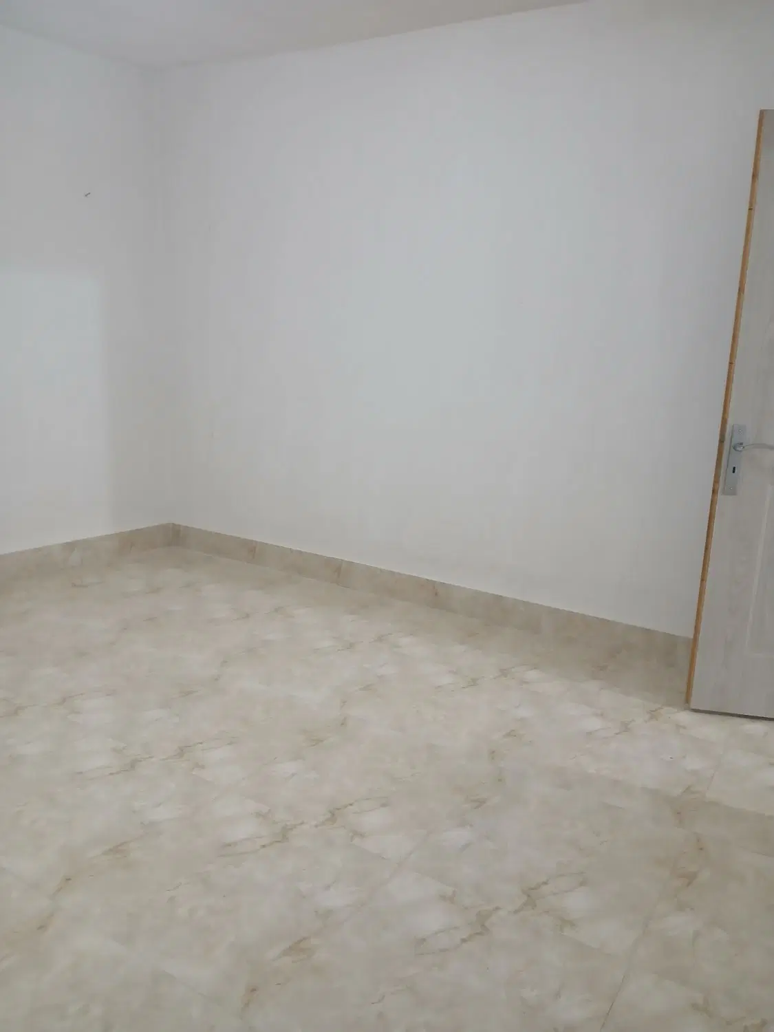 خانه ای۸۰ متری در چناران رودهن