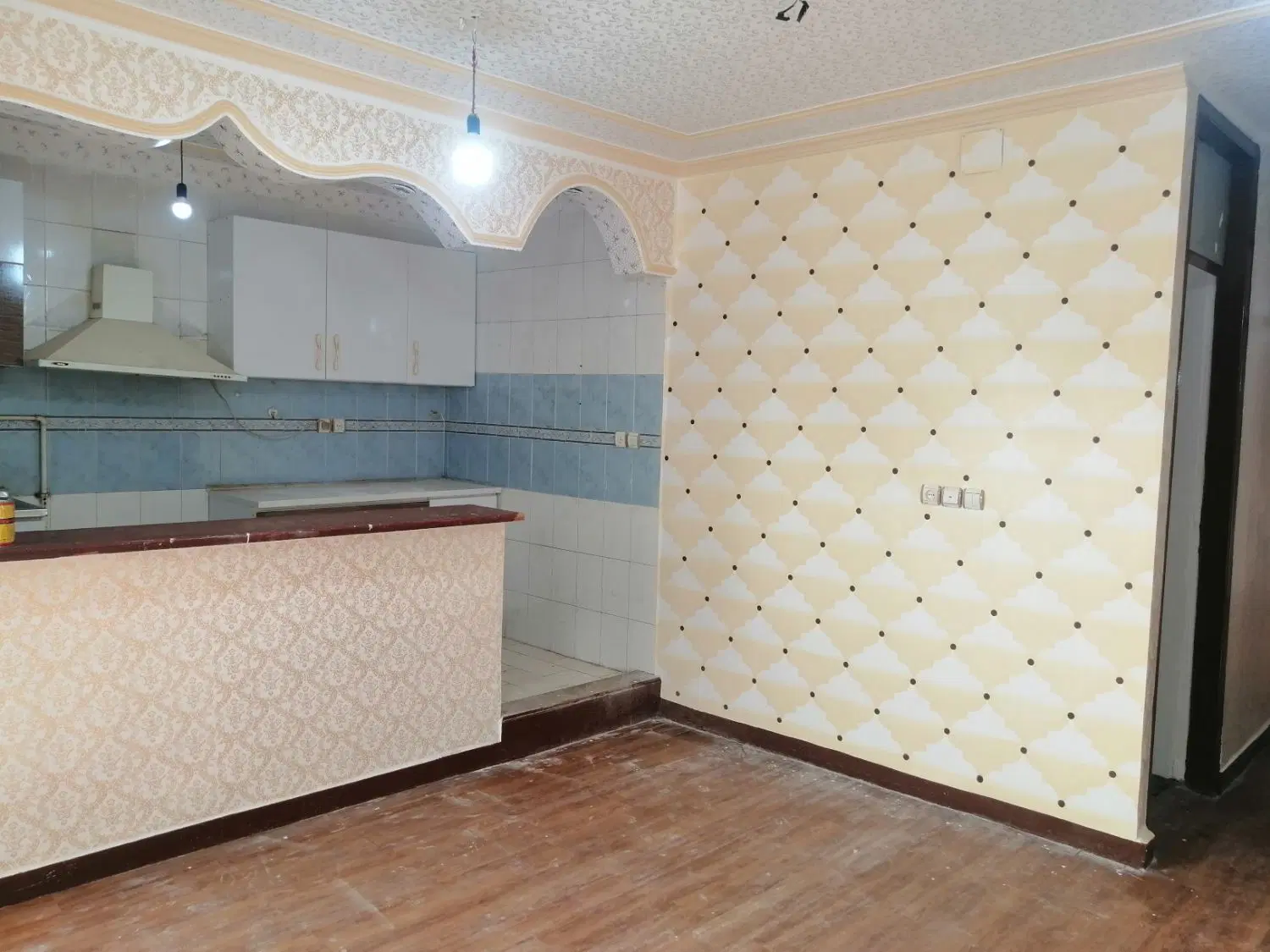 یک واحدمسکونی آپارتمانی