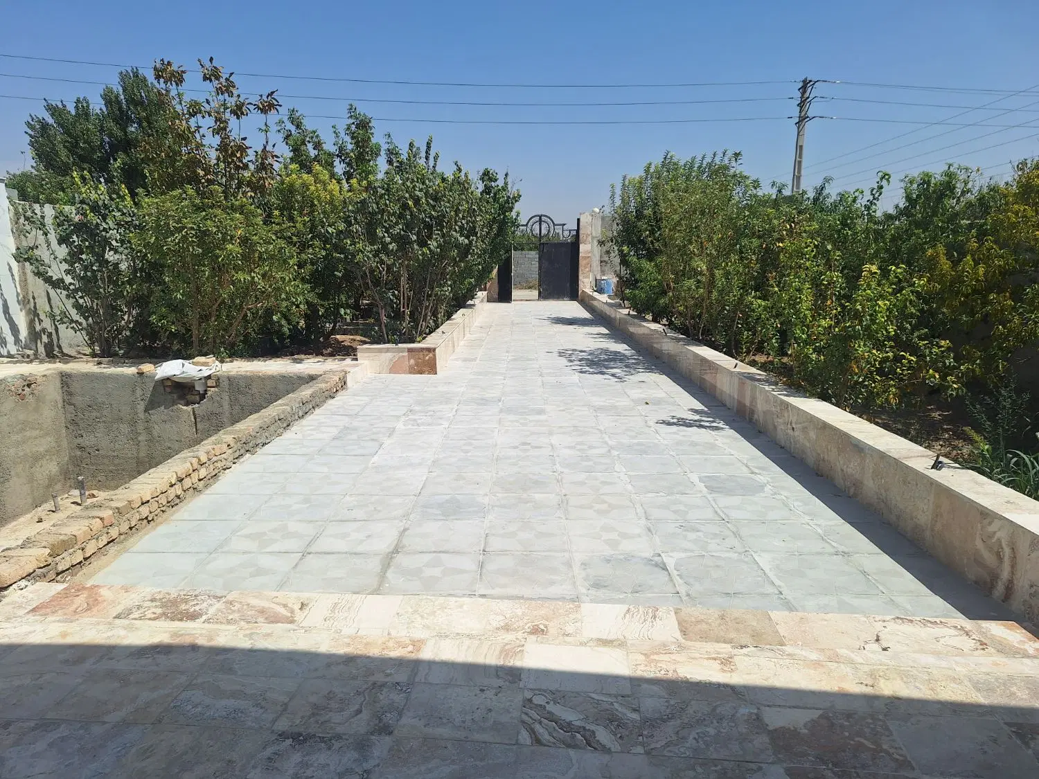 باغ ویلا لاکچری چهاردیواری