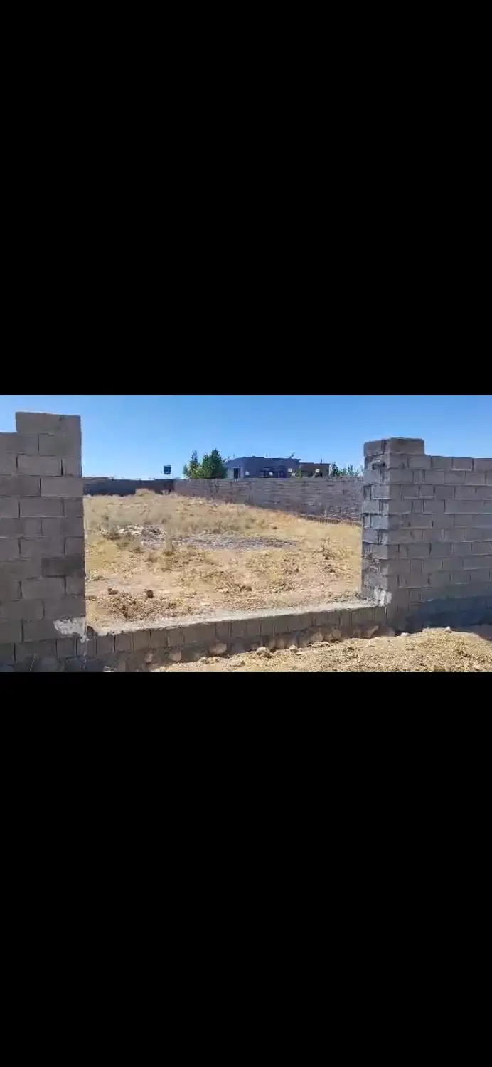 ۱قطعه زمین ۱۰۰۰متری داخل مجموعه