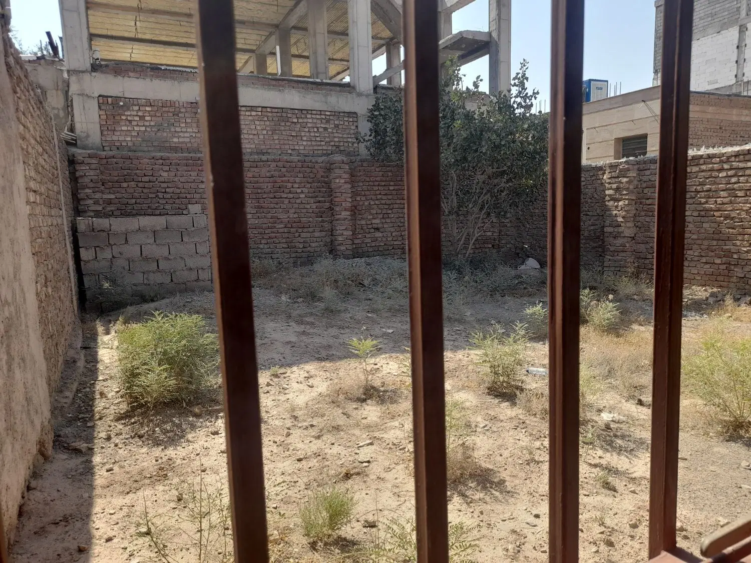 انبار اجاره در شهرک هشت بهشت