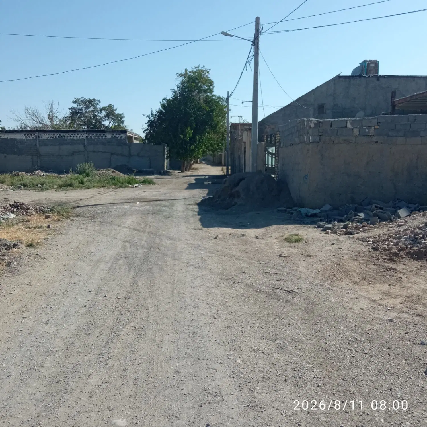۱۰۰مترزمین در ابعاد ۵در ۲۰