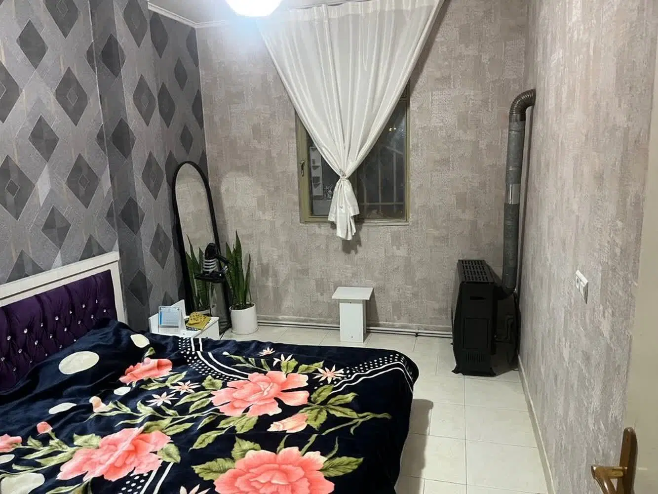 آپارتمان زمستان  مدیران