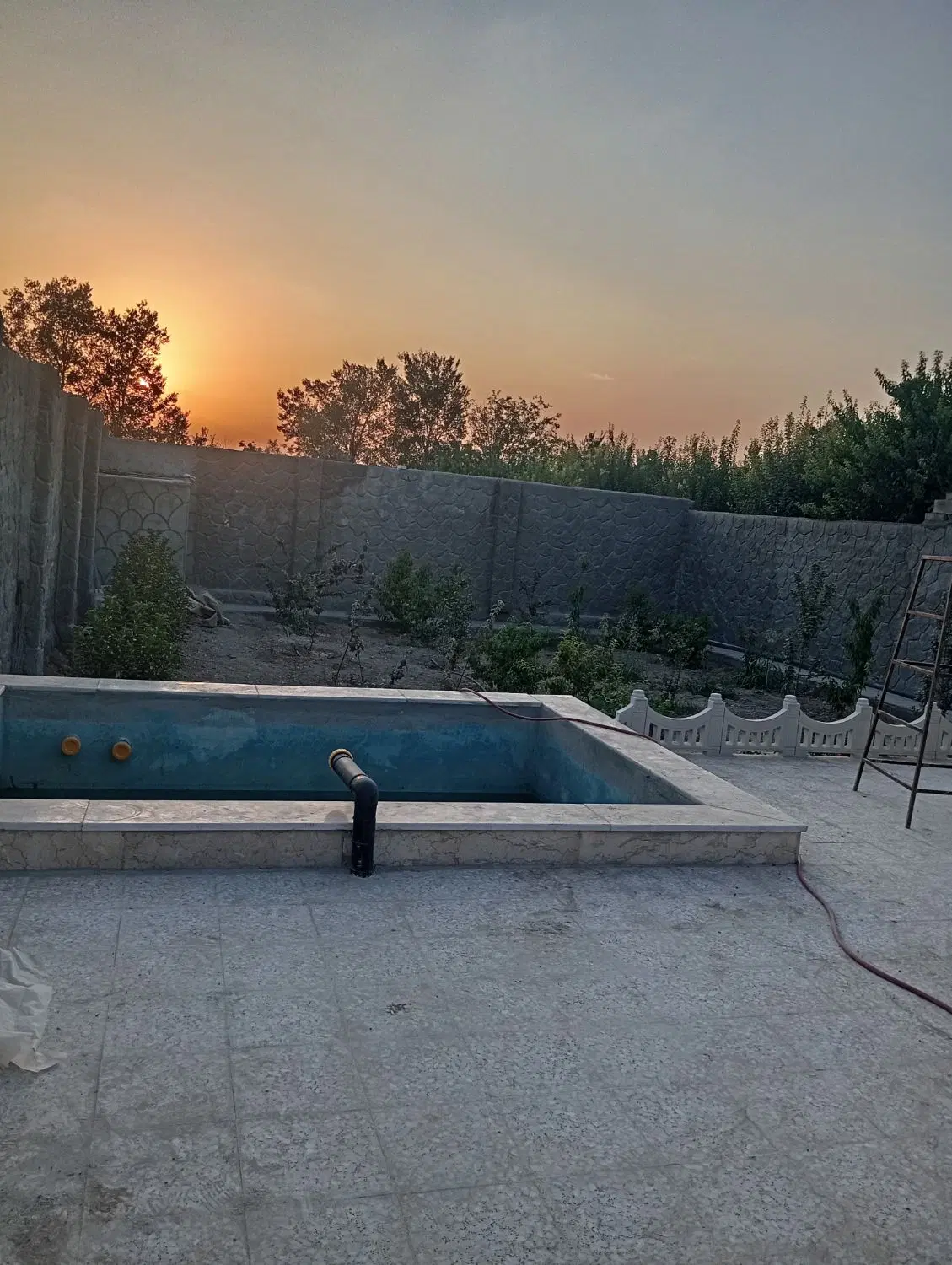 فروش باغچه حسین آبادجولرستان