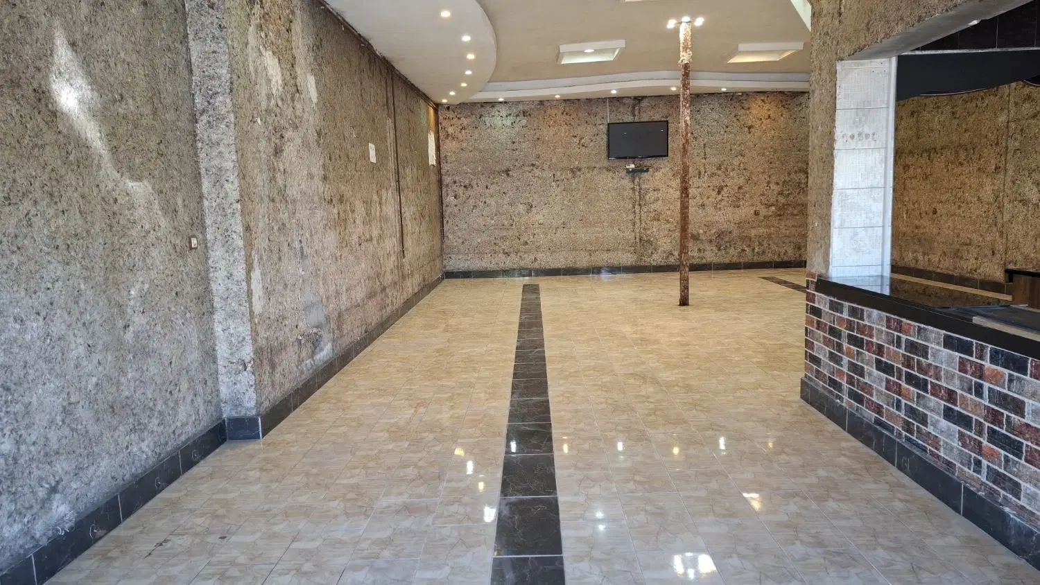 فروش و اجاره مغازه 130 متری
