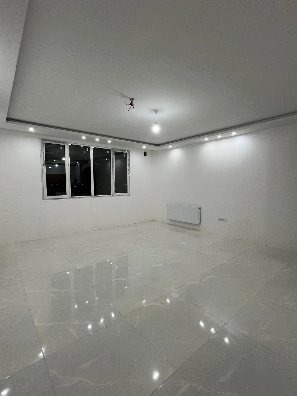 آپارتمان۹۵متر _دو خواب نور_ وام دار