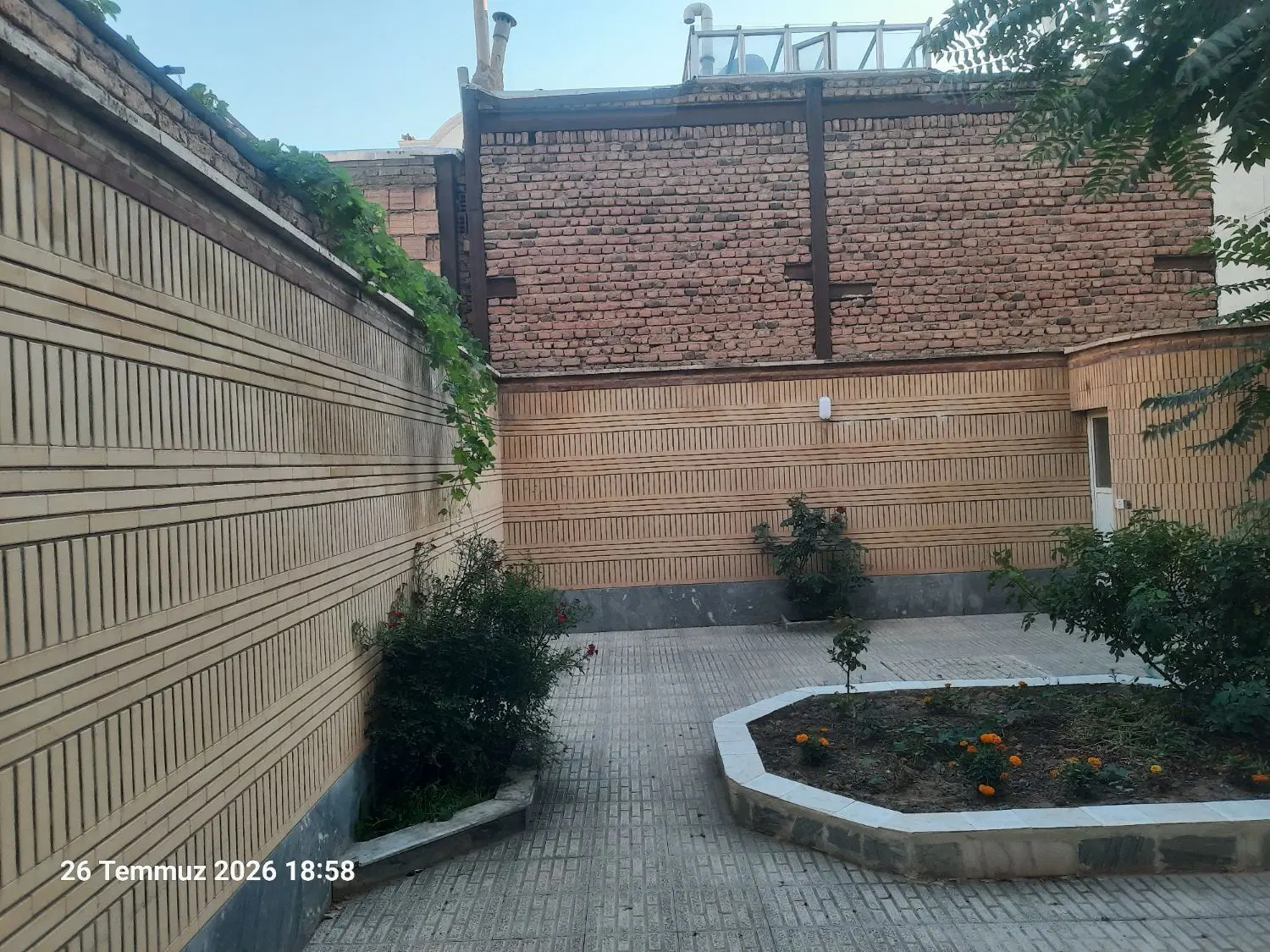 فروش آپارتمان واقع در باغمیشه