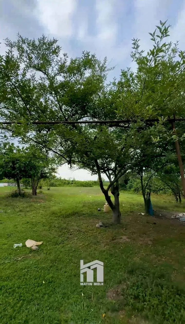 خانه و محوطه ۱۰۴۰  دوبر ،متری زیر قیمت