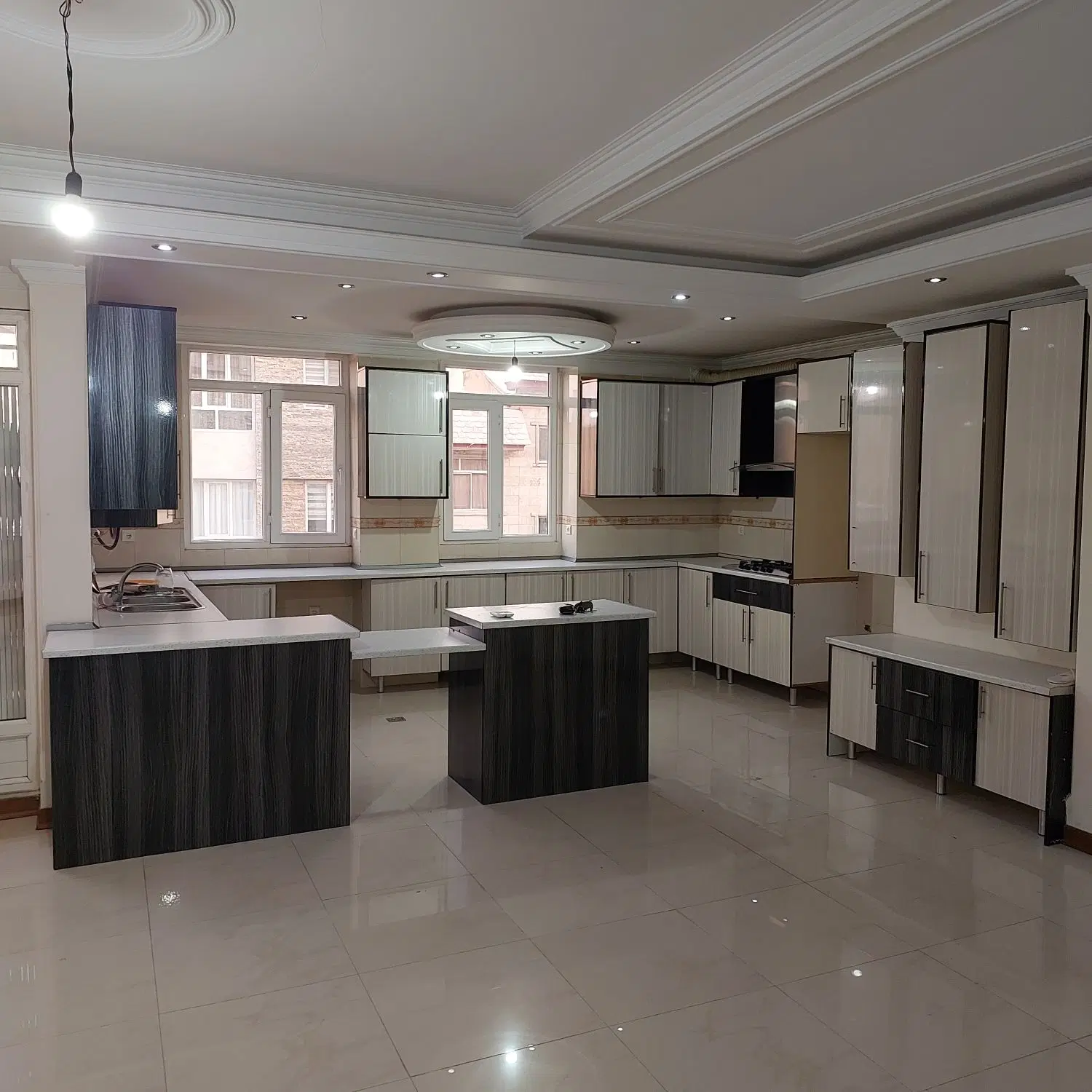 پونک، ۱۴۰متر،تکواحدی فول امکانات