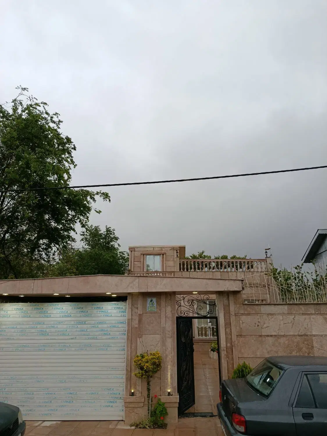 ویلایی 250 متری سه خواب فول امکانات