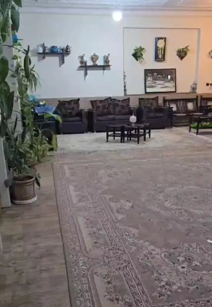 منزل ویلایی درب از حیاط