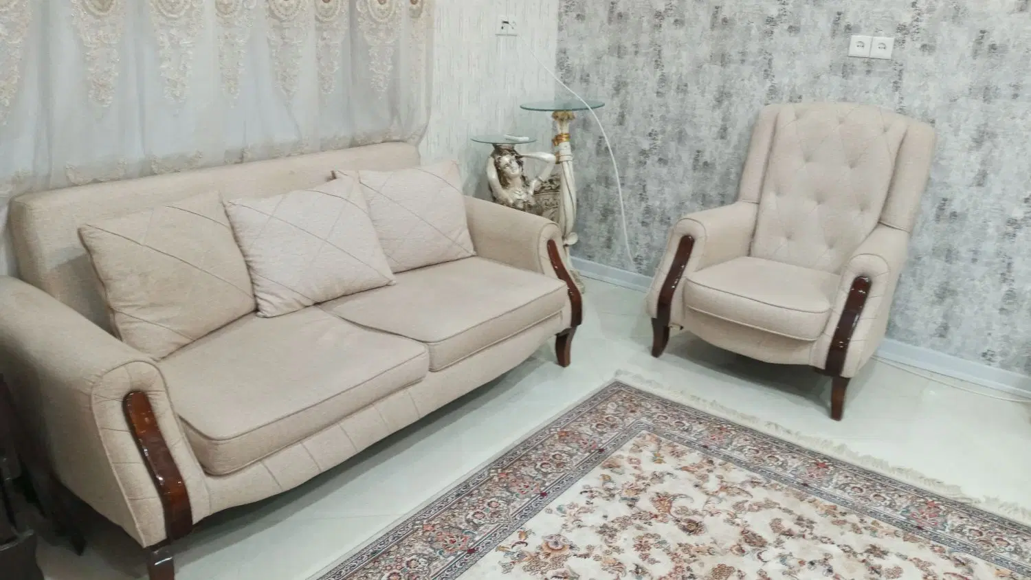 منزل ویلایی بلوارکشاورزسرخیابون اصلی