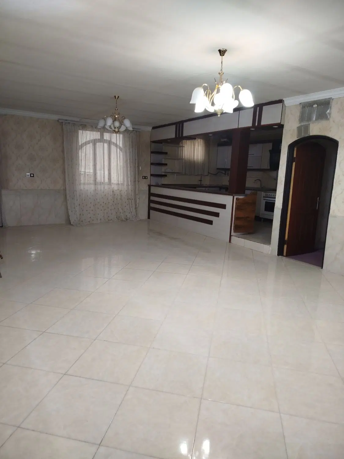 خانه دو طبقه تک واحدی