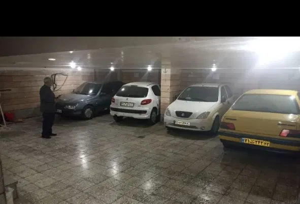 52 متر_پارکینگ _ انباری