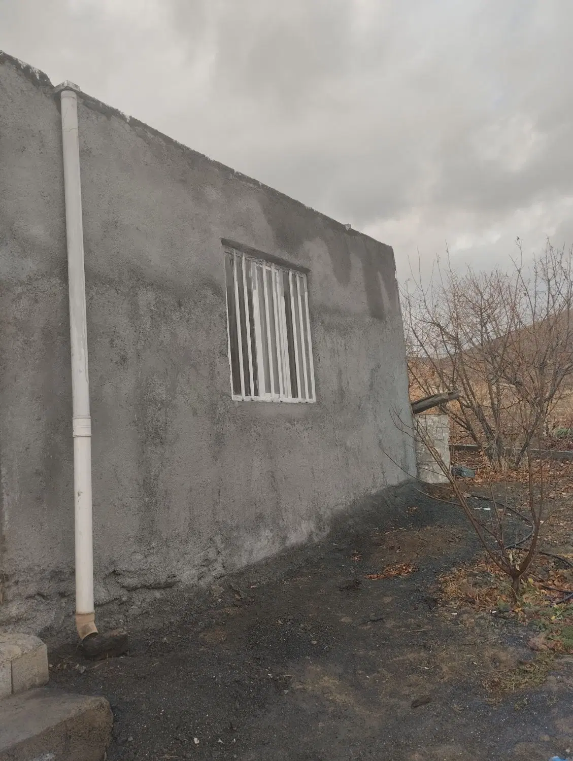 خانه باغ زمین کشاورزی گزنه