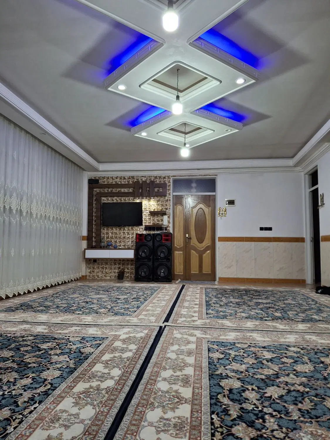 سه طبقه مجیداباد