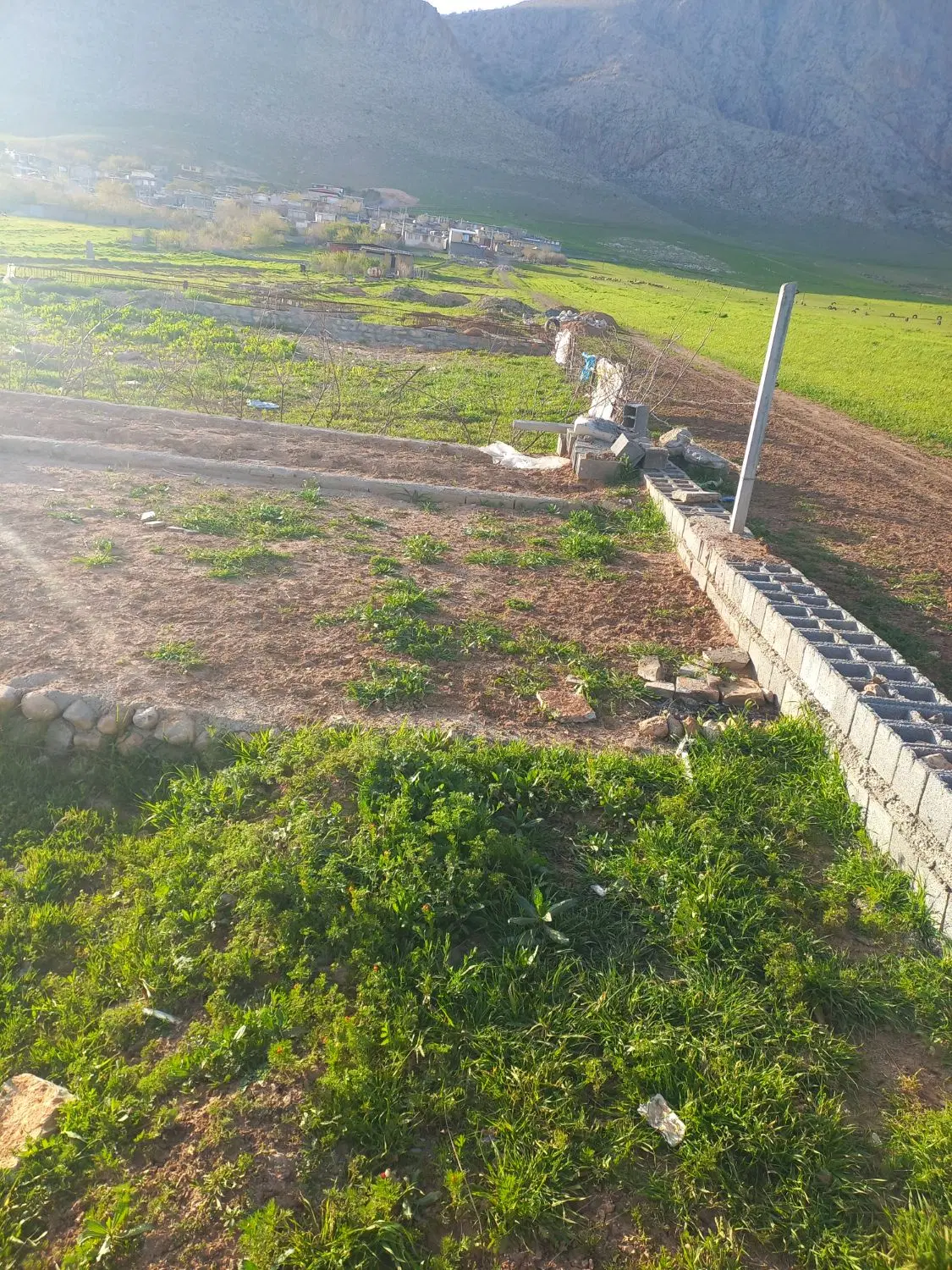 زمین روستای چالابه