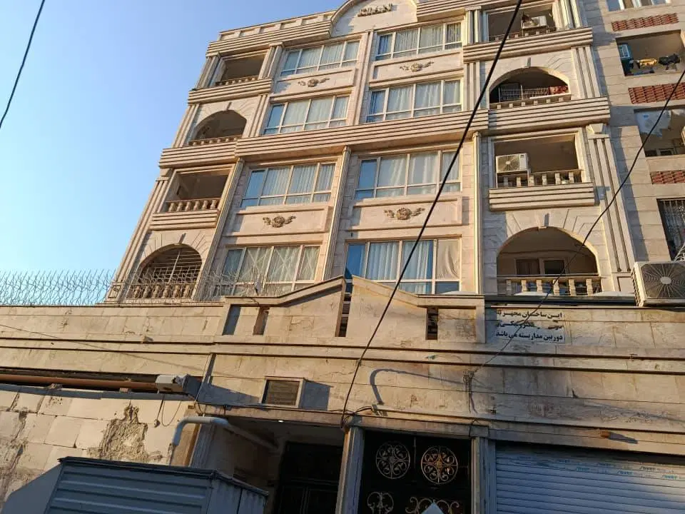 واحد فروشی ۱۱۰ متری