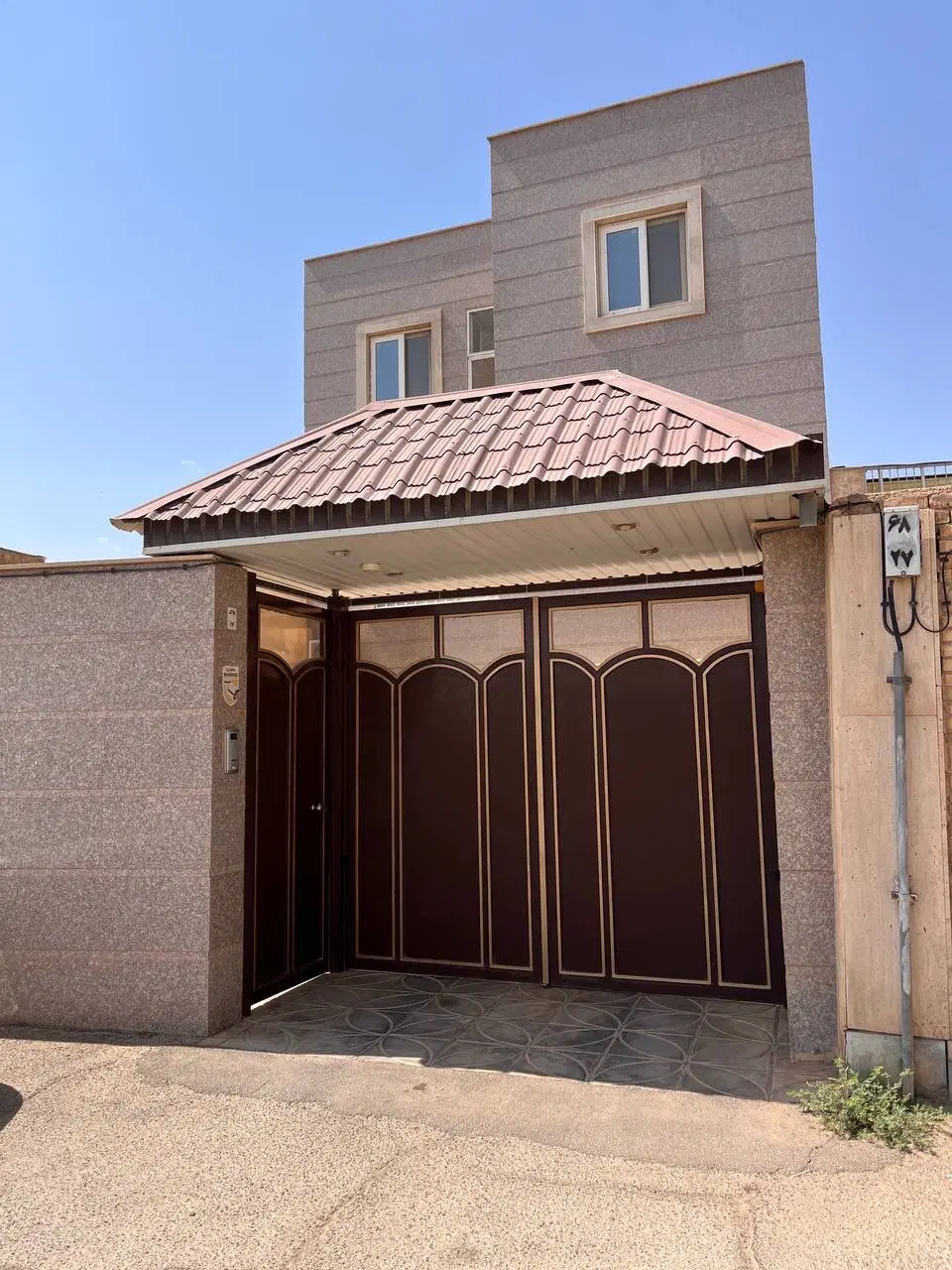آپارتمان نیمه ویلایی