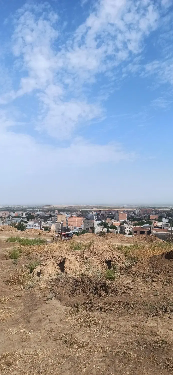 زمین مسکونی به مساحت ۲۰۸ متر