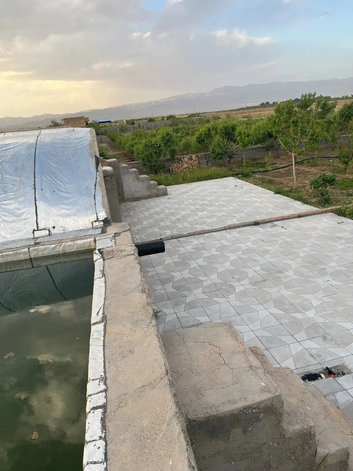 خونه باغ دشت لویین (کتیرآباد)