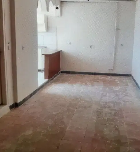 همخونه خانم