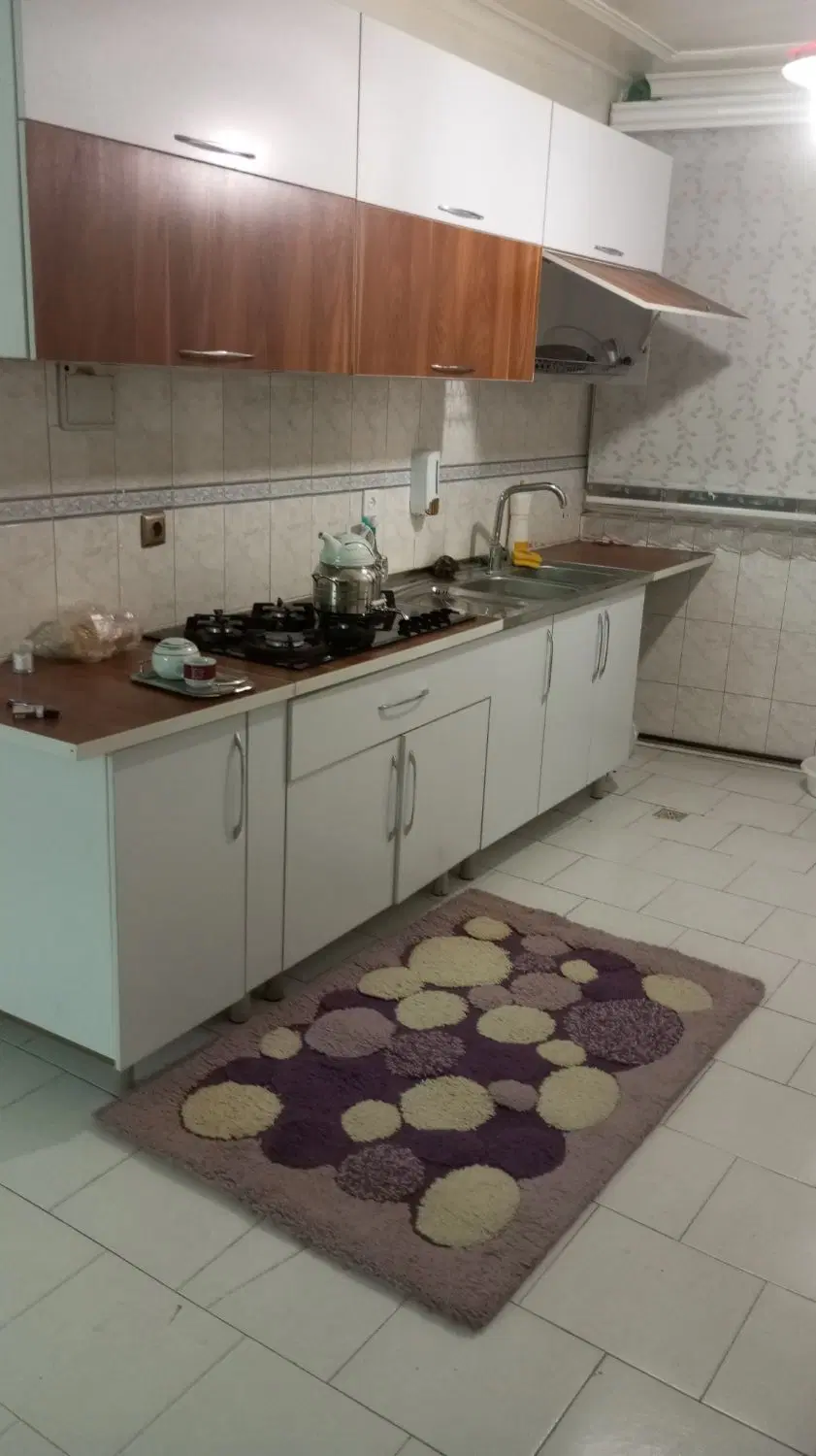 خانه دارم، همخانه آقا میپذیرم
