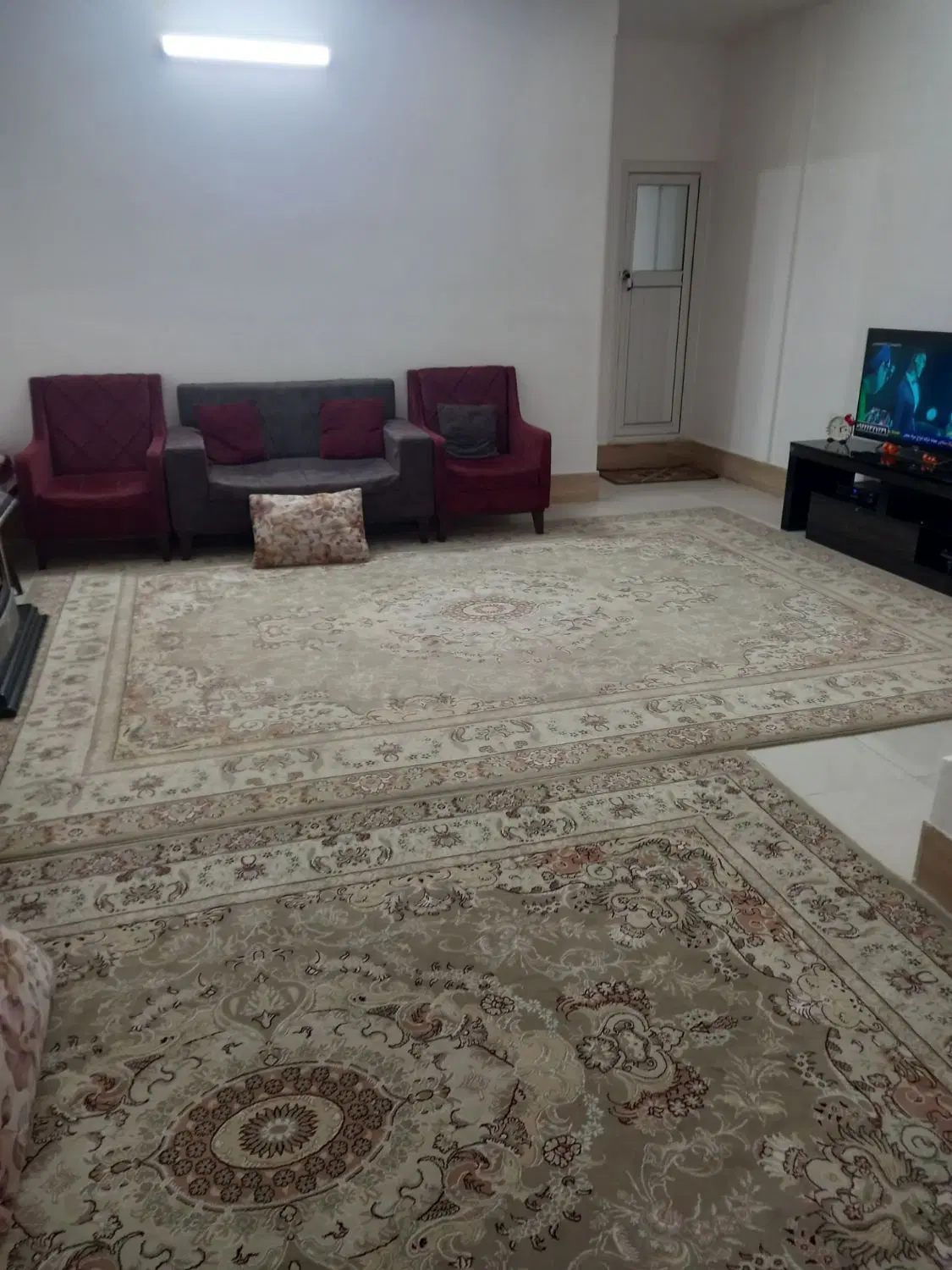 خانه ی ویلایی دو طبقه