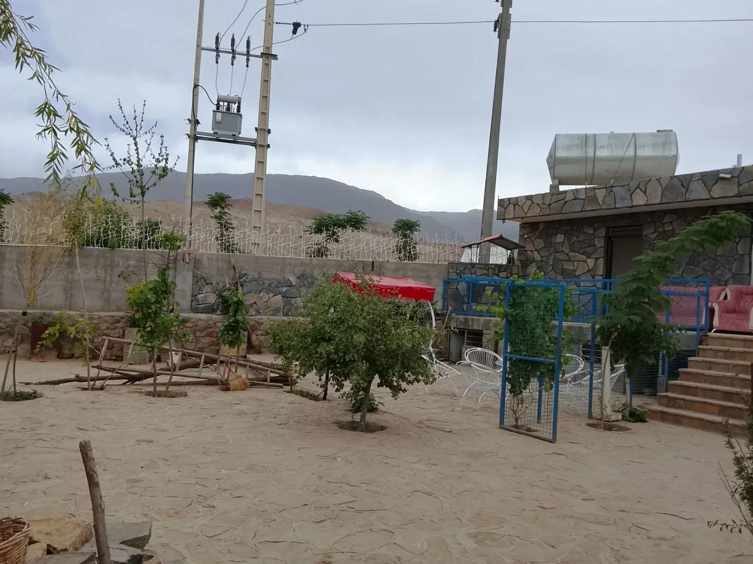 باغ در غار چشمه مرجان 4 سه نبش