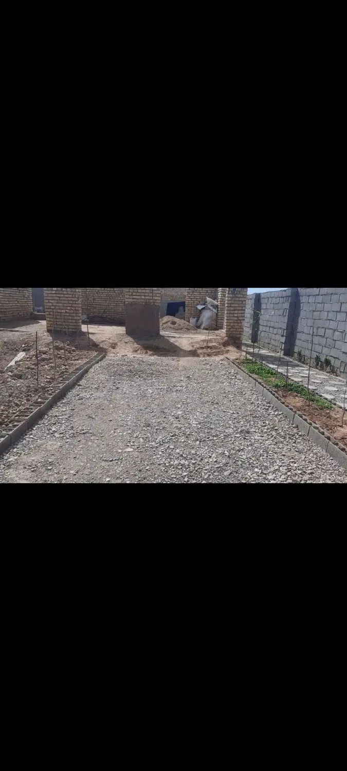 زمین در روستای دنج