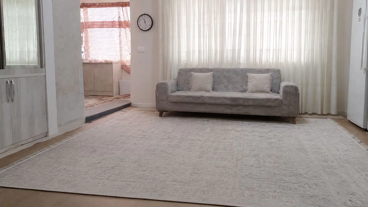 آپارتمان تک واحدی