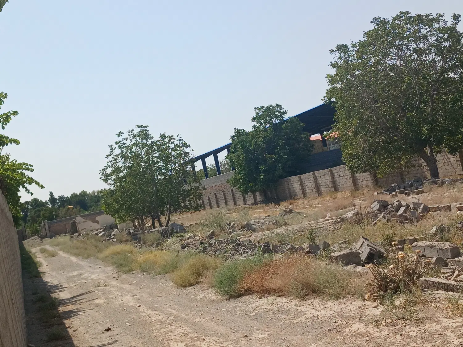 ۲۷۰۰ متر دو نبش با جواز