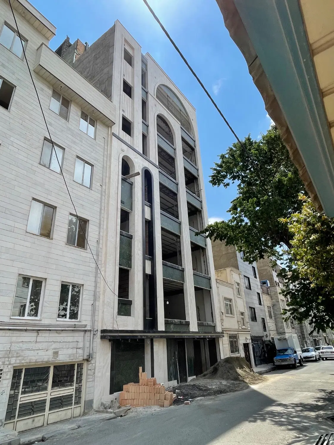 200متر تک واحدی لوکس