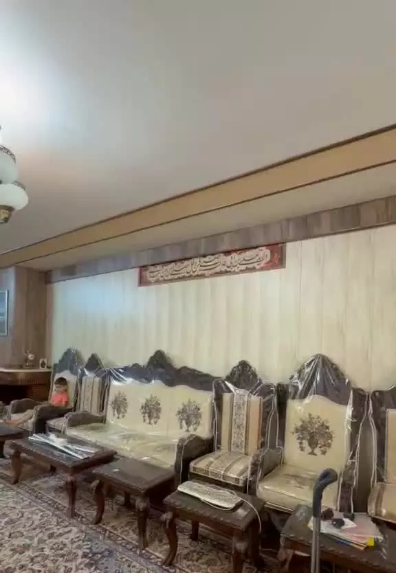 ویلایی دربست ۳ طبقه ۳۶۰ متر ۵ خواب خ مولوی