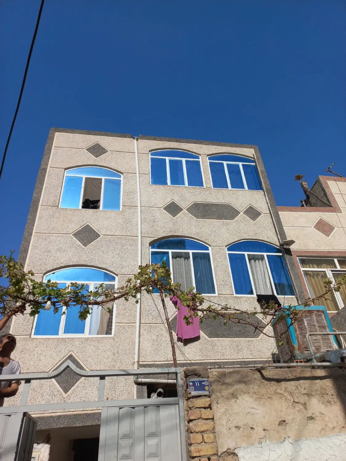 اپارتمان کوچه شهدا