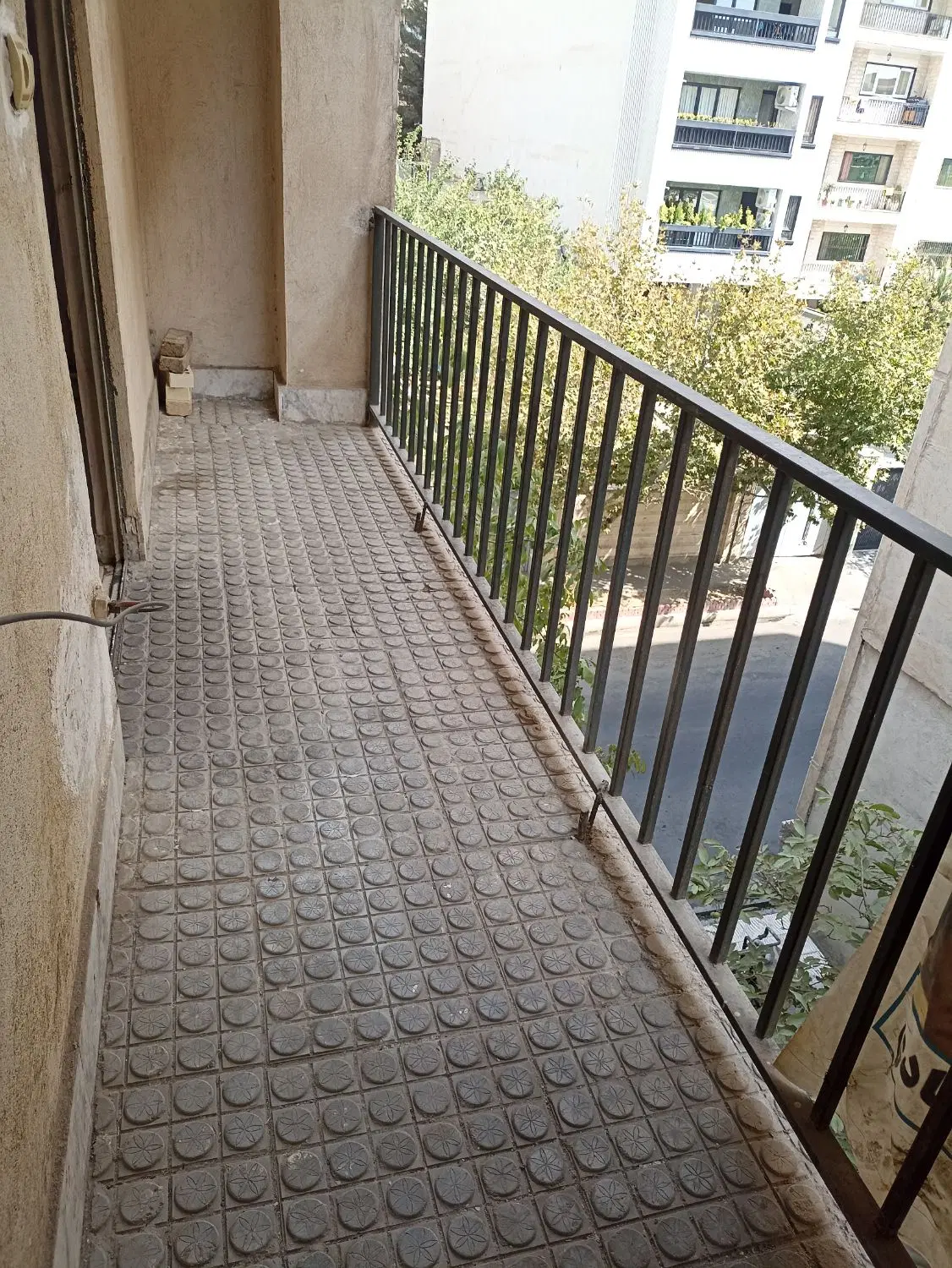 ۸۹ متر_فاز۳ بلوک۳_پارکینگ سندی_بدون دیوار مشترک