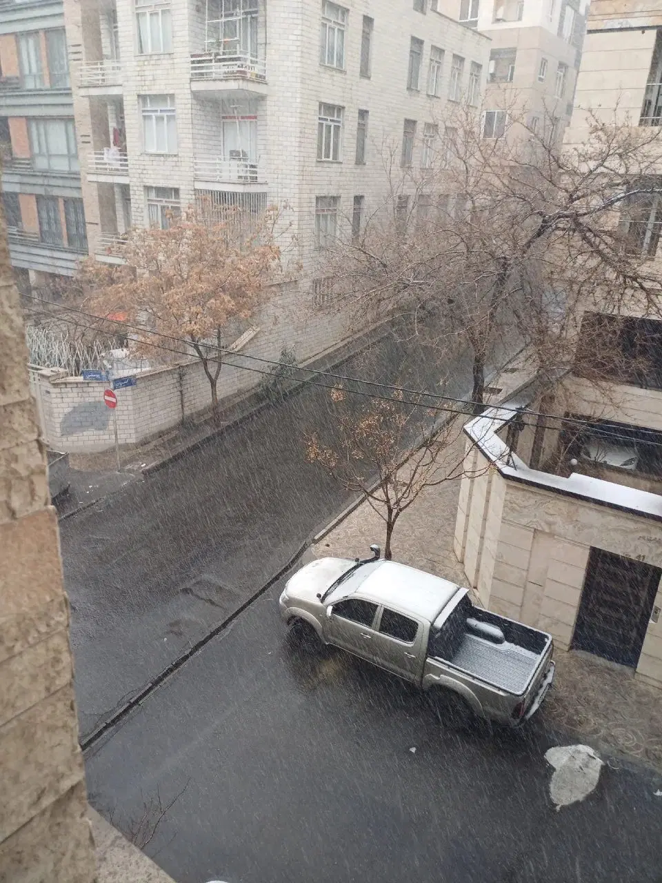 خانه ویلایی ۳ طبقه مرداویج دربست
