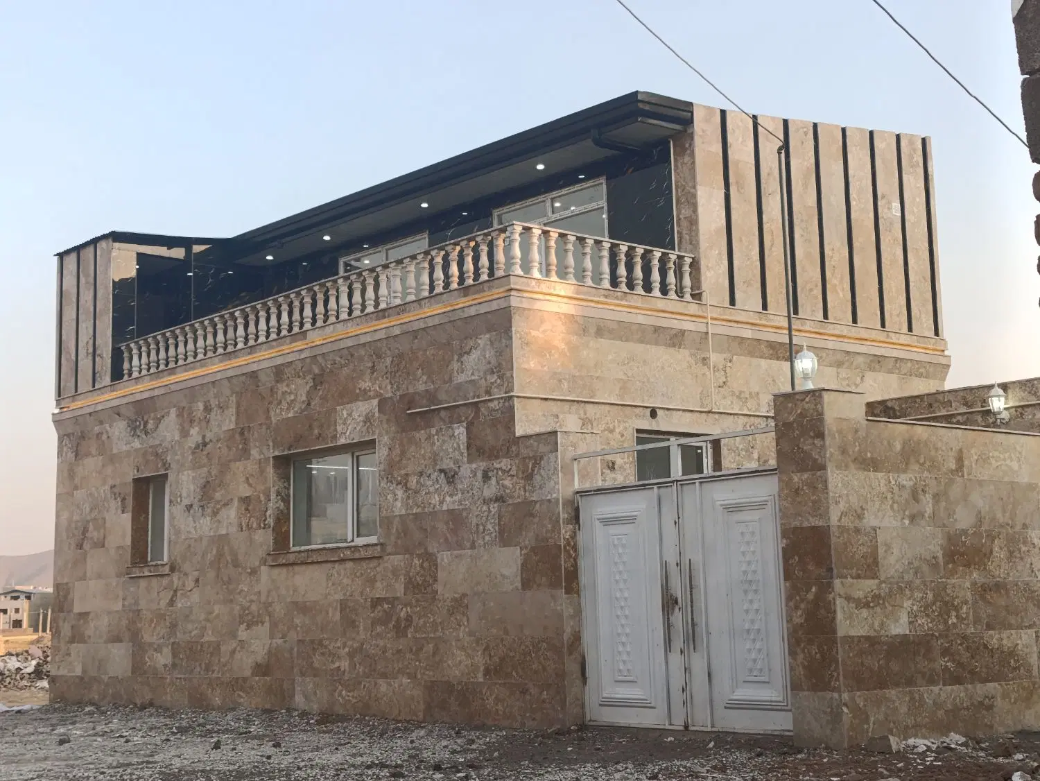 خانه ویلای خیابان ابوذر