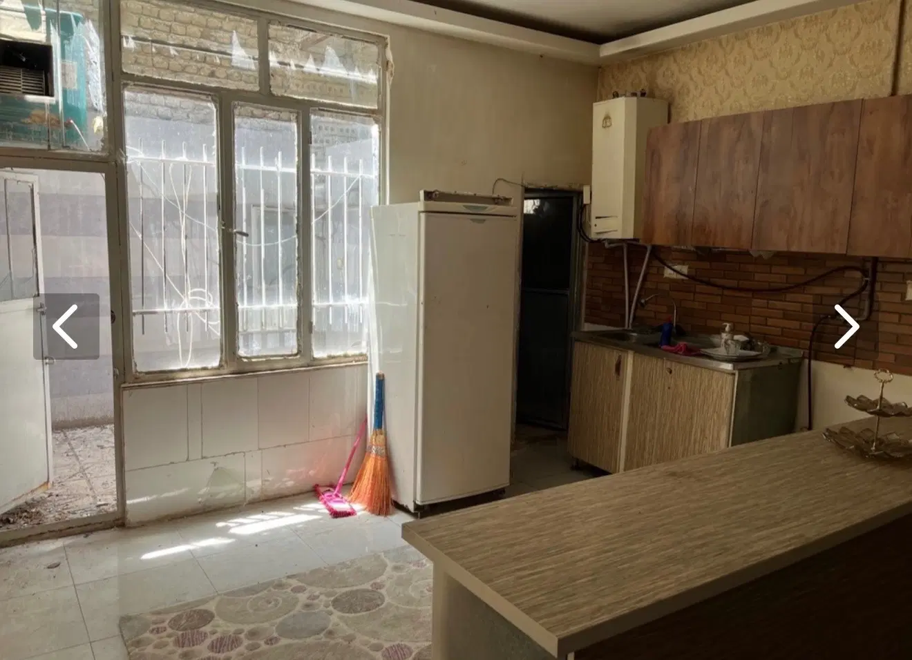 فروش خانه با پارکینگ و حیاط