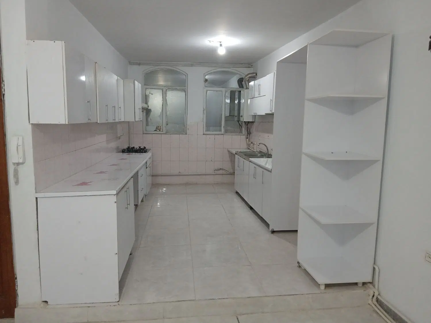 فروش اپارتمان شیک وتمیز