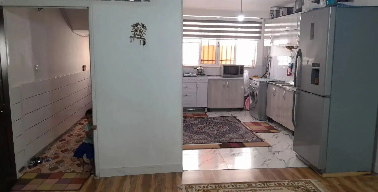 خانه دو طبقه در سیمتری فوتبال