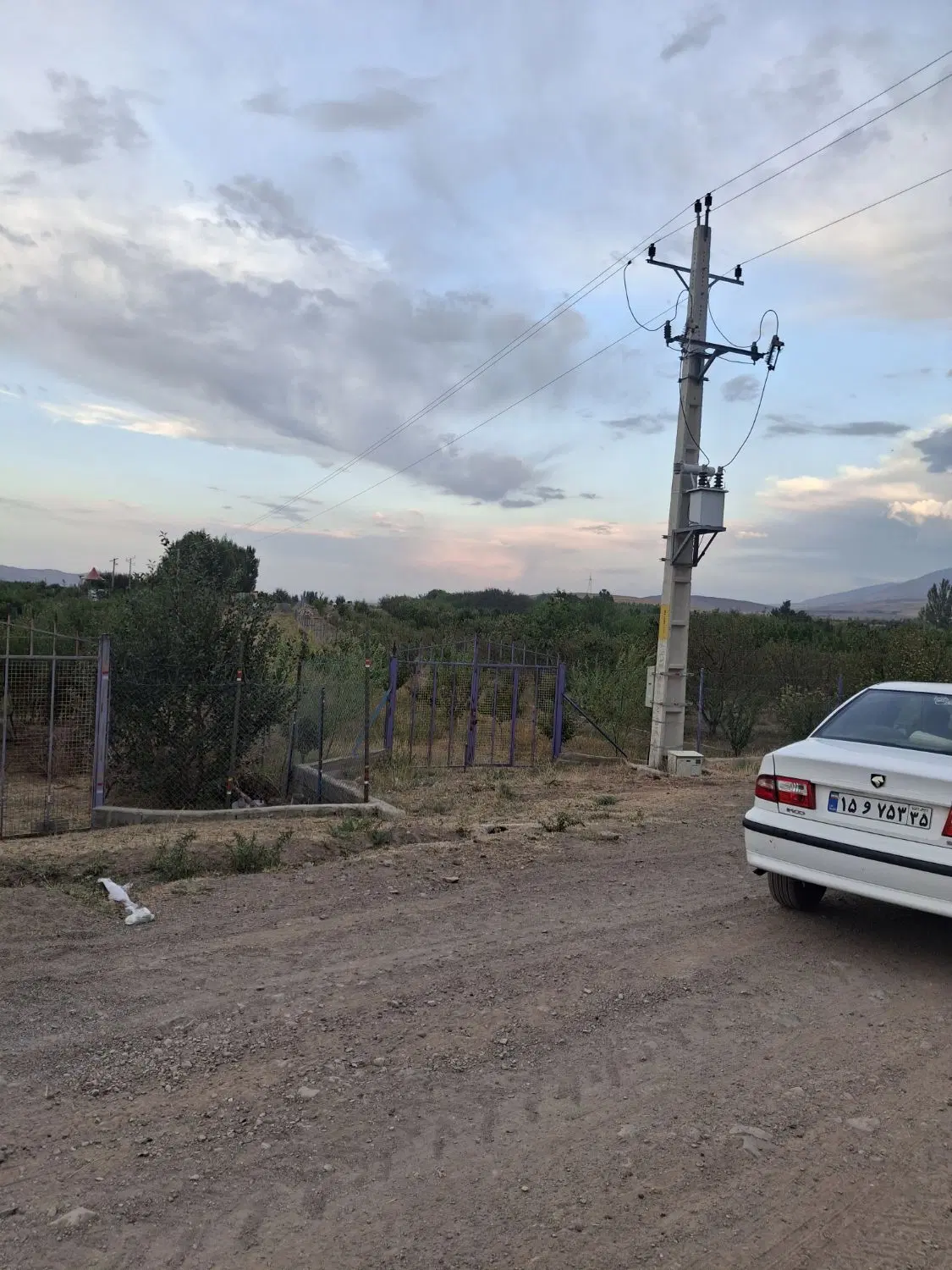 فروش باغ، روستای خونیق