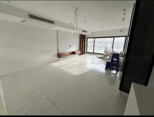منزل دوطبقه فاز3گلستان بر خیابان