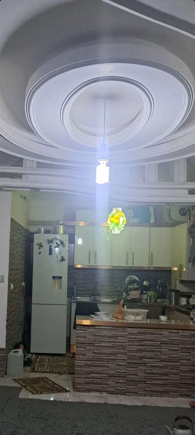 یه واحد ۹۰ متری ۴۵۰ رهن کامل دانشگاه ۲۸