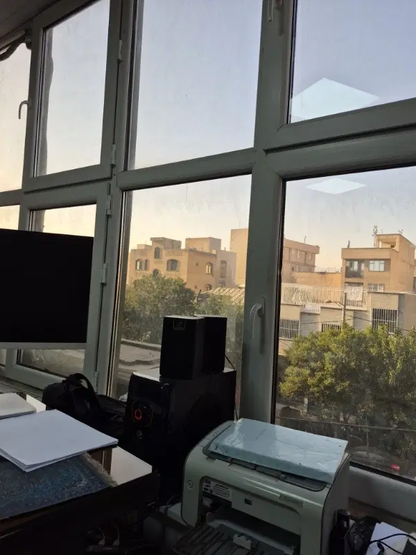مغازه فروشی