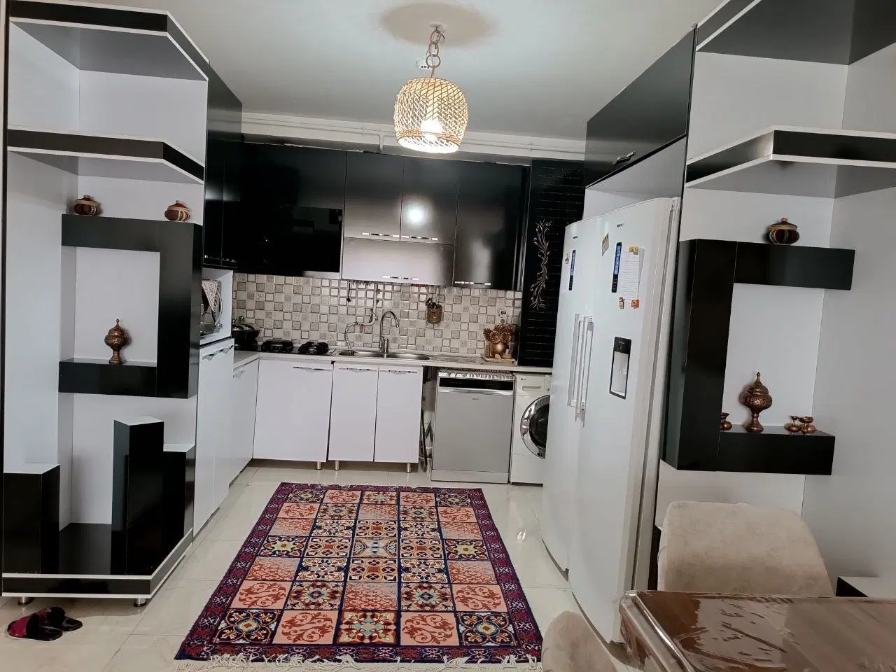 اجاره آپارتمان 2 خوابه پنج آذر