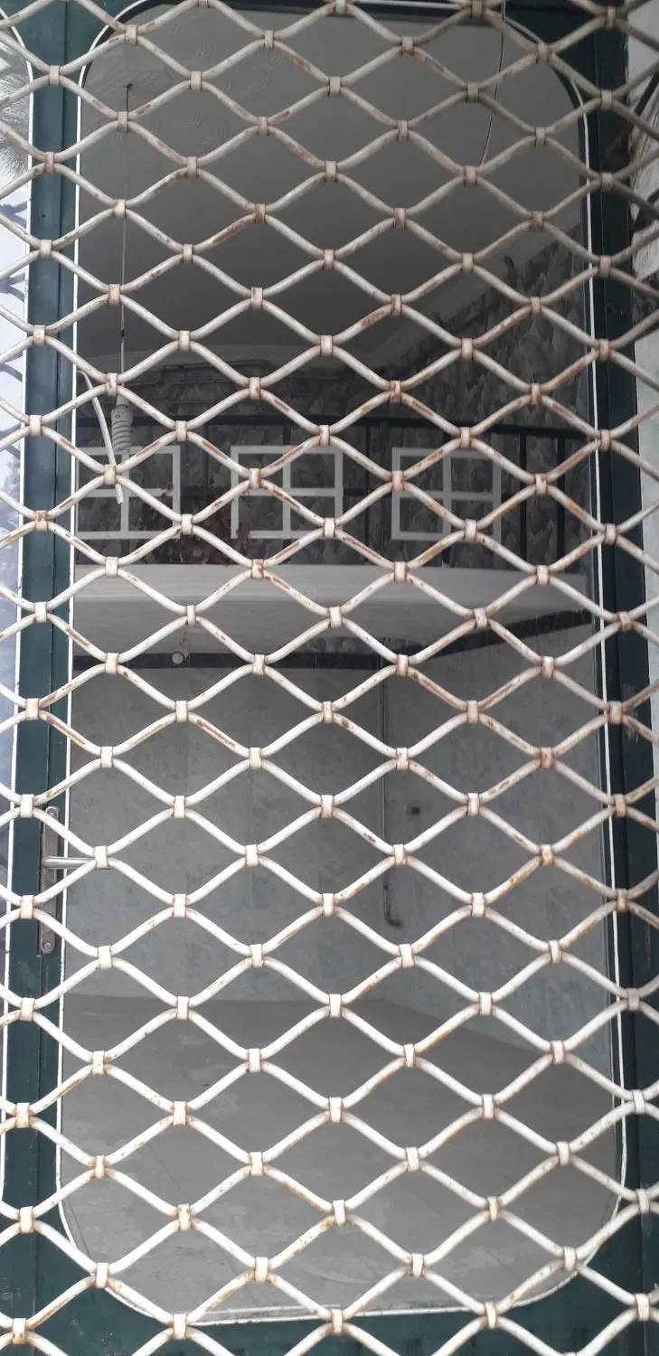 مغازه دو نبش در بهداری(بر خیابان سنگی)