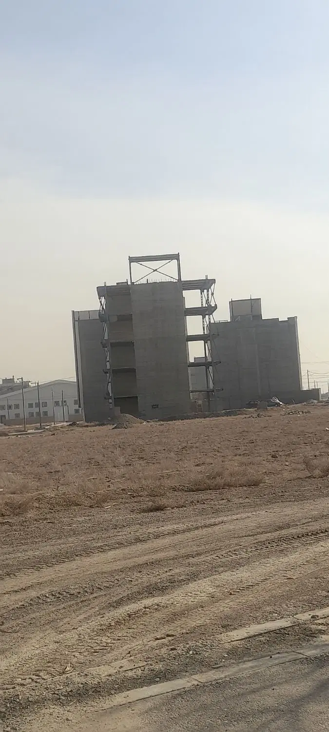 زمین ۱۴۴متری سنددار