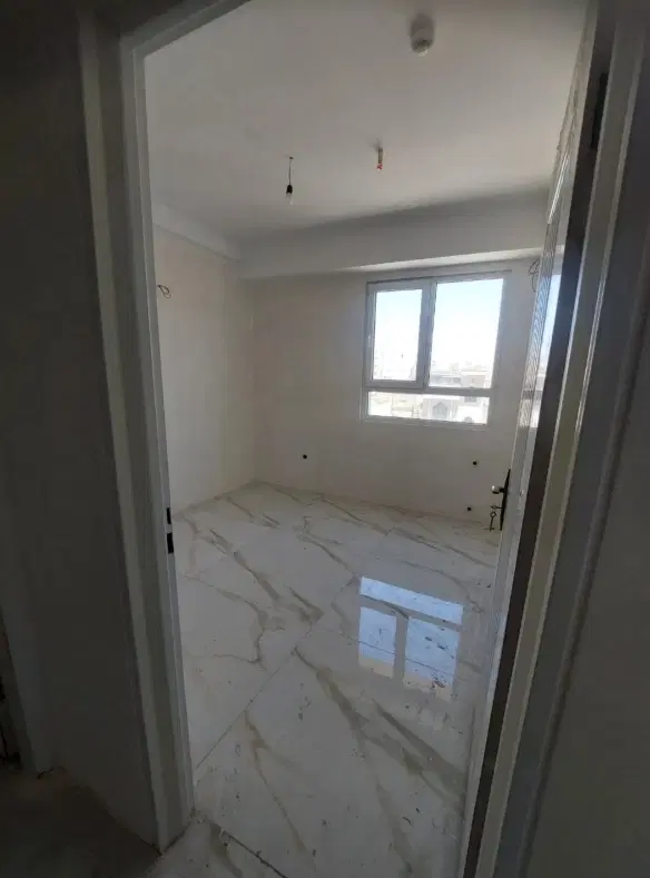 آپارتمان ۱۱۵ متری سه خوابه نوساز فول